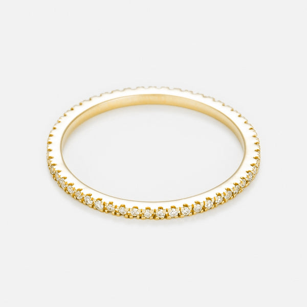 Diamanta – Bague "Belle Alliance Tour Complet" Diamants 0,16Ct/54, bague fine en or jaune sertie de petits diamants blancs sur fond blanc